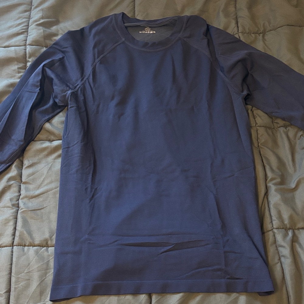 Fabletics Men's Navy Long Sleeve Tee